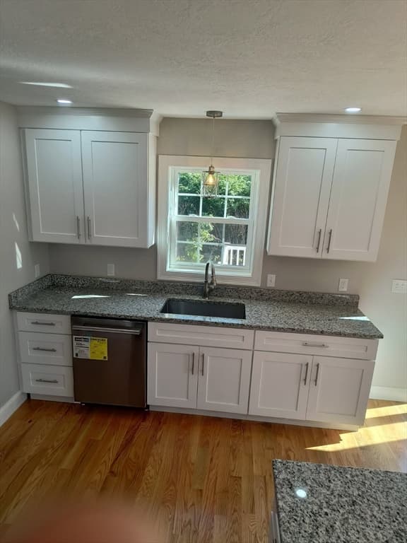Single Family Residence at 8 Emerald Avenue, Westfield MA 01085, Westfield, photo 10 of 42