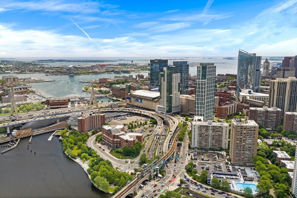 Condominium at 8 Whittier Pl # 14F, Boston MA 02114, photo 15 of 21