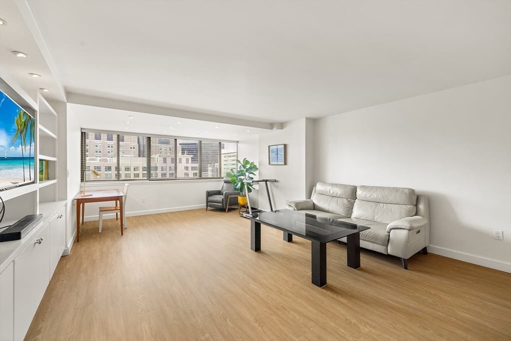 Condominium at 8 Whittier Pl # 14F, Boston MA 02114, photo 21 of 21