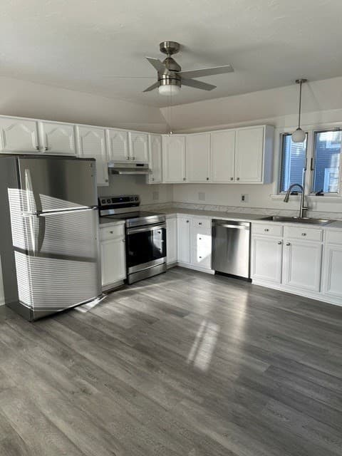 5-9 Family at 6 Mayhew, Hopkinton MA 01748, photo 12 of 36