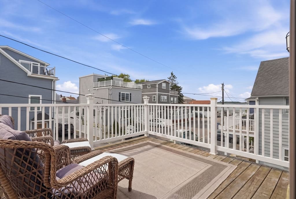 27 Billows St, Winthrop MA 02152 photo 13