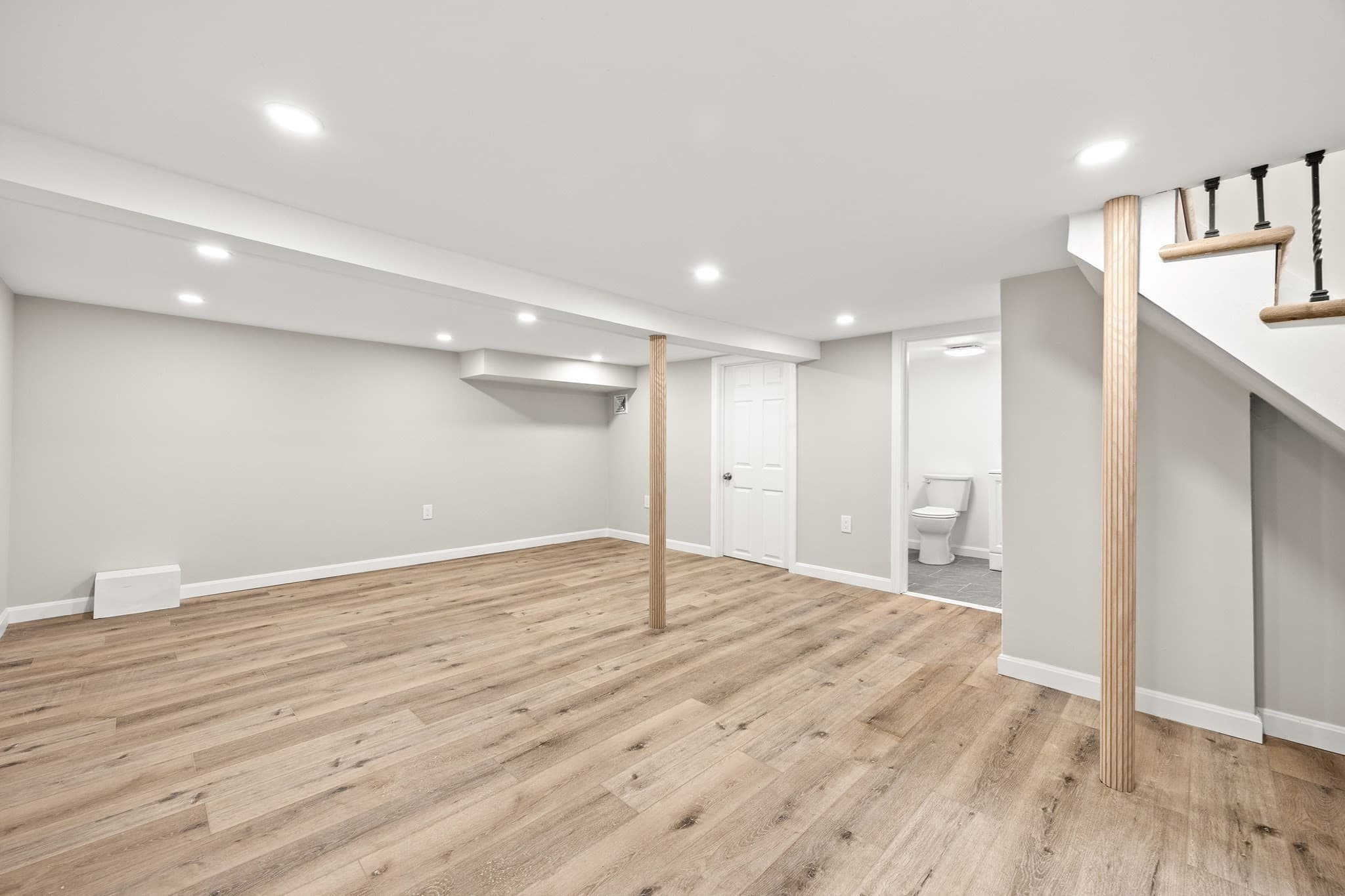 Single Family Residence at 7 Somerville Ave, Braintree MA 02184, photo 15 of 29