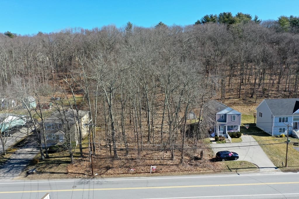 149 Gore Road, Webster MA 01570