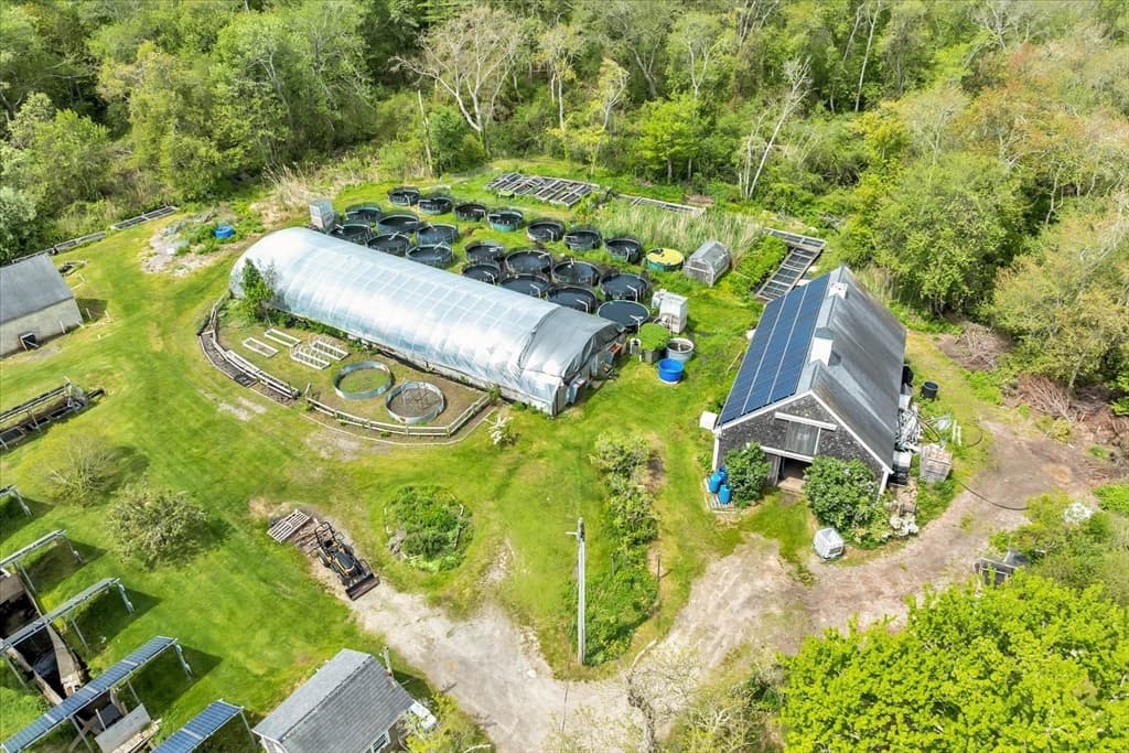 Single Family Residence at 2231 Meetinghouse Way, Barnstable MA 02668, Barnstable, photo 7 of 42