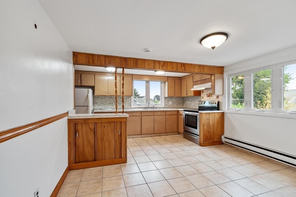 Single Family Residence at 17 Tufts Avenue, Everett MA 02149, Everett, photo 21 of 42