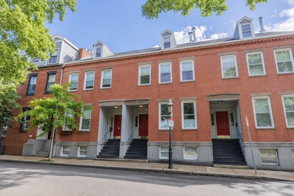 Condominium at 90 Washington St # B, Boston MA 02129, Boston, photo 9 of 9