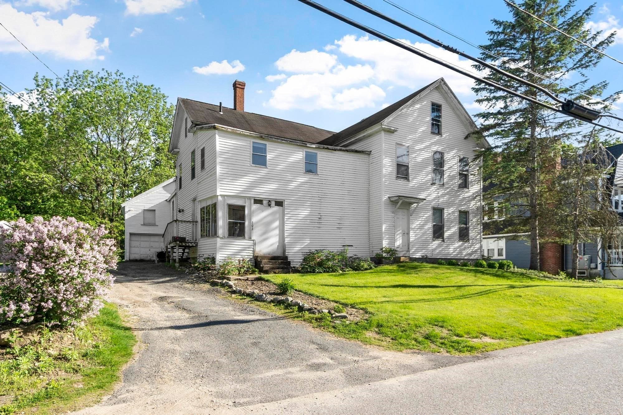 102 Liberty St, Athol MA 01331