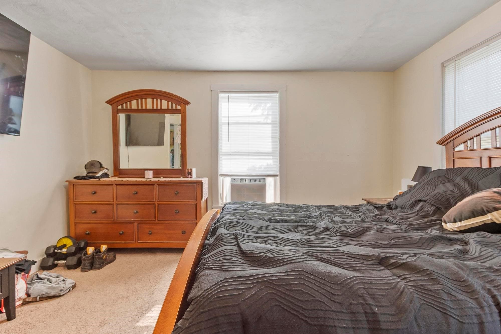 2 Family - 2 Units Up/Down at 102 Liberty St, Athol MA 01331, Athol, photo 18 of 37