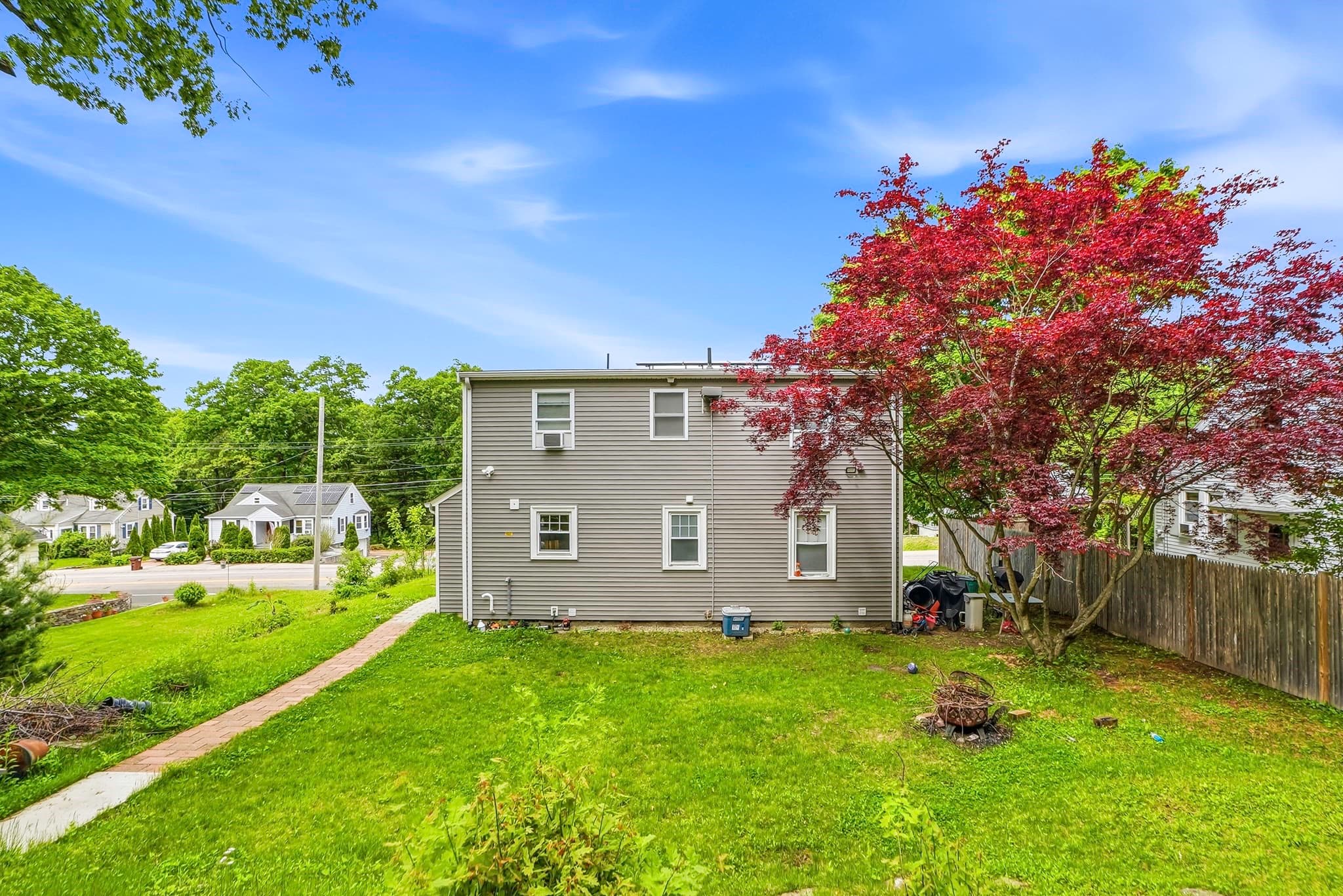 Single Family Residence at 39 Pinehurst, Auburn MA 01501, photo 2 of 42