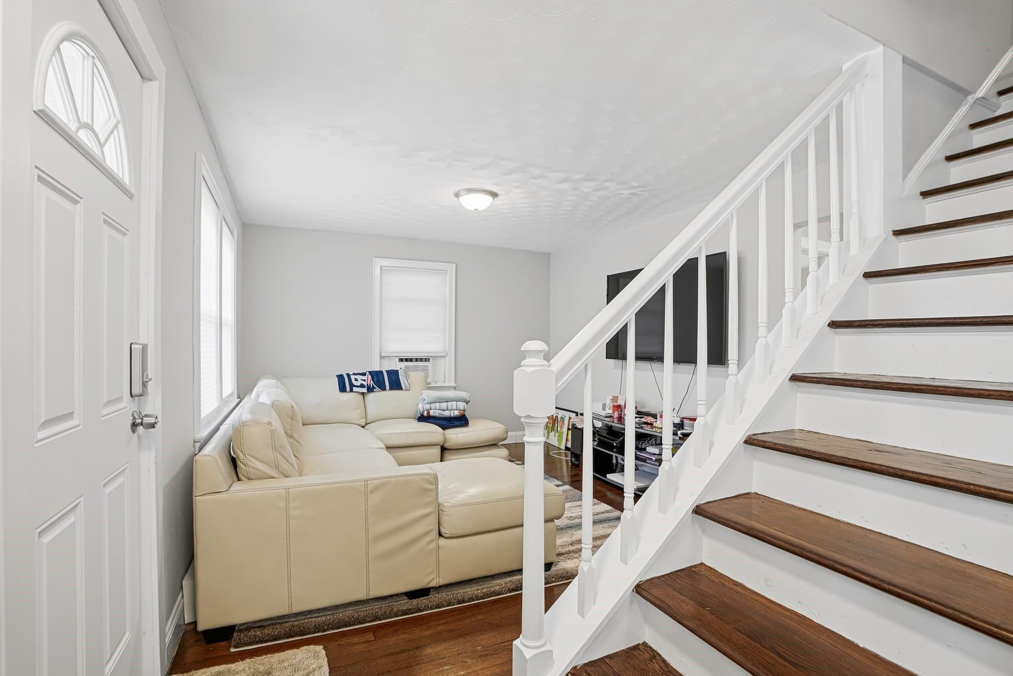 Single Family Residence at 39 Pinehurst, Auburn MA 01501, photo 12 of 42