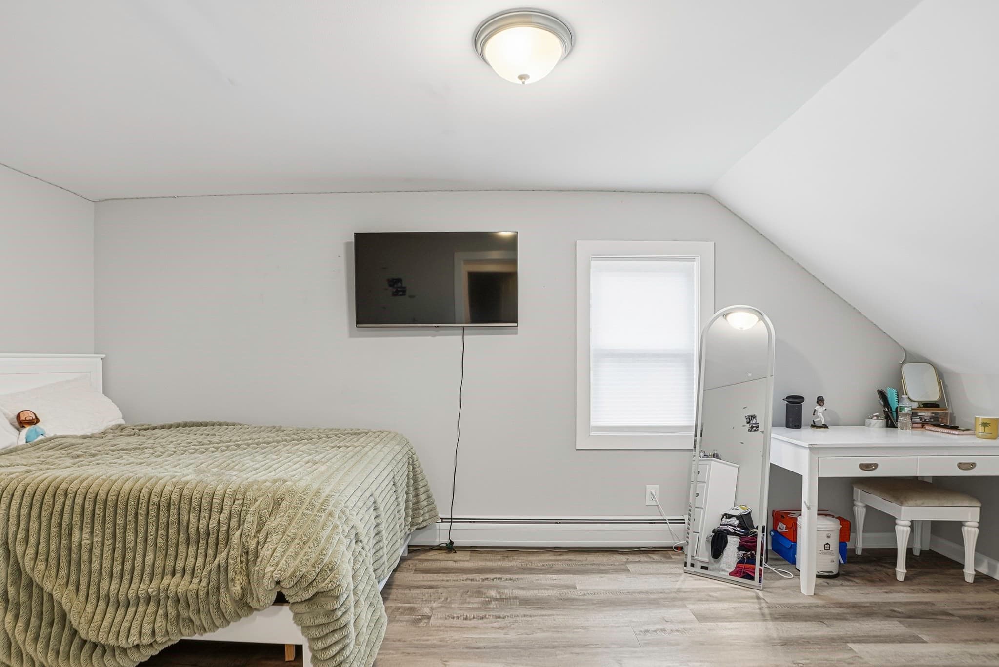 Single Family Residence at 39 Pinehurst, Auburn MA 01501, photo 26 of 42