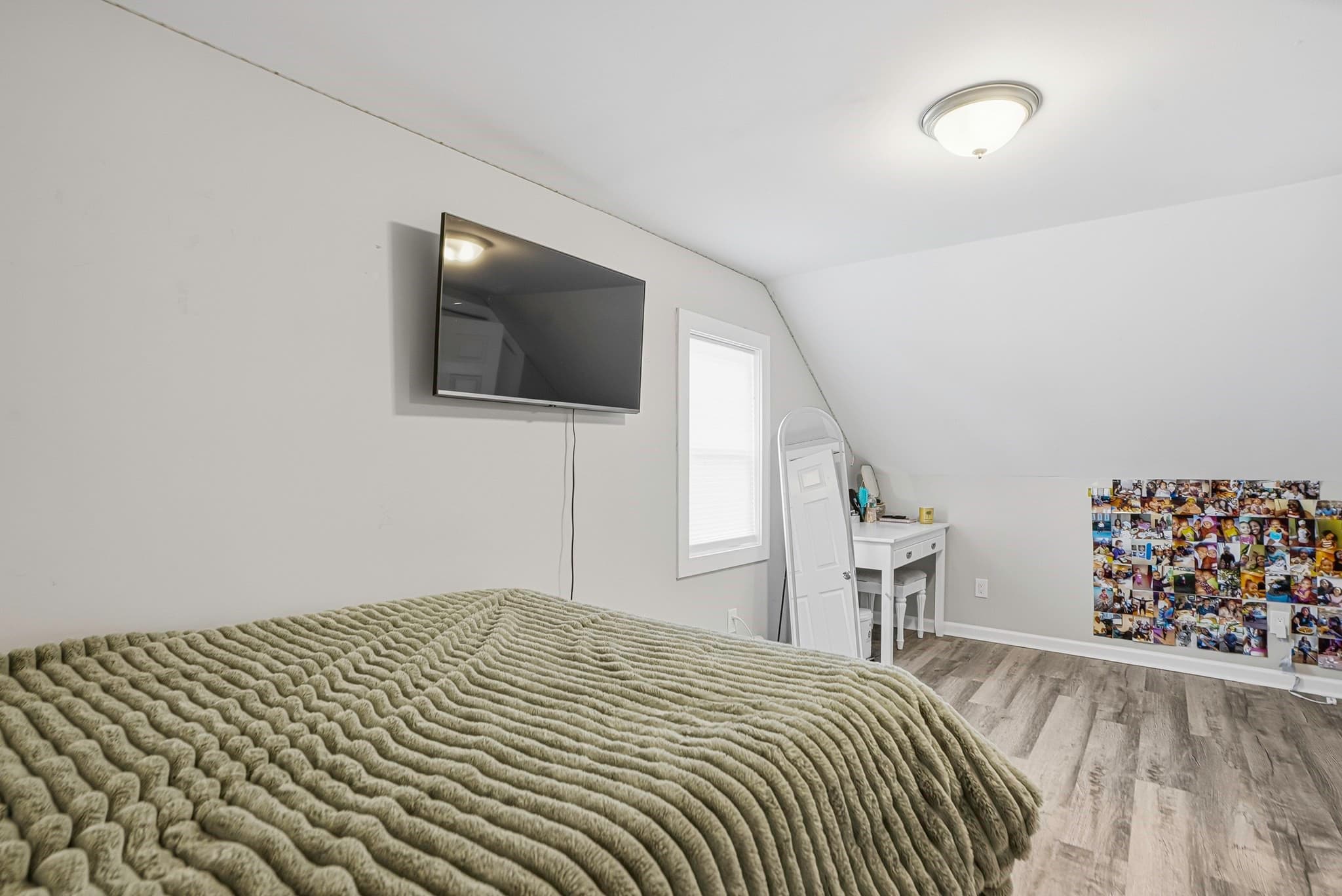 Single Family Residence at 39 Pinehurst, Auburn MA 01501, photo 24 of 42