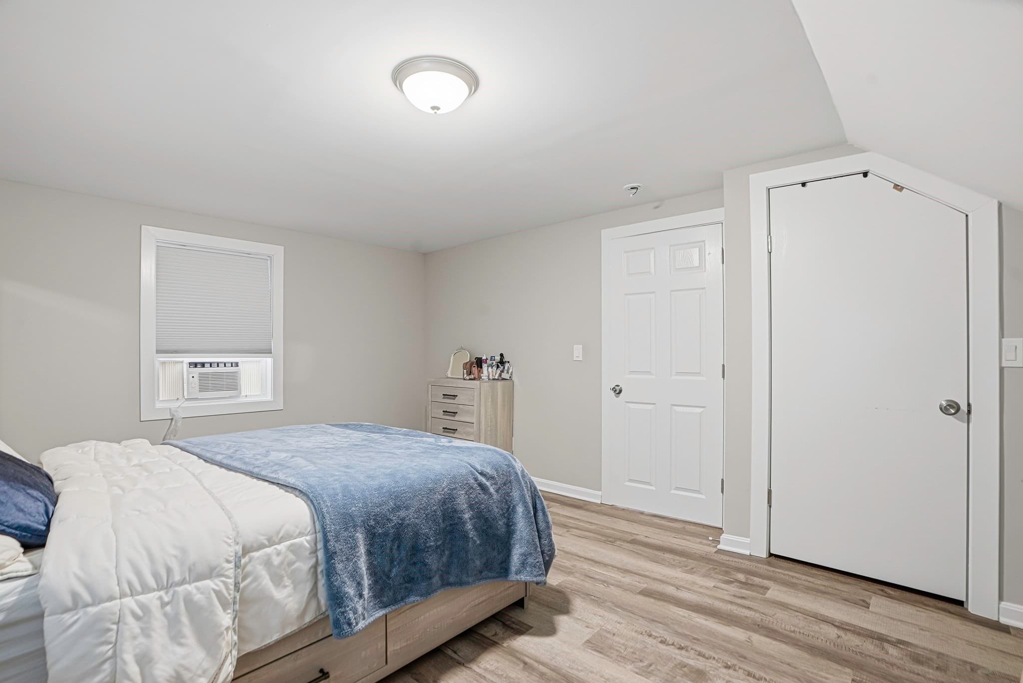 Single Family Residence at 39 Pinehurst, Auburn MA 01501, photo 19 of 42
