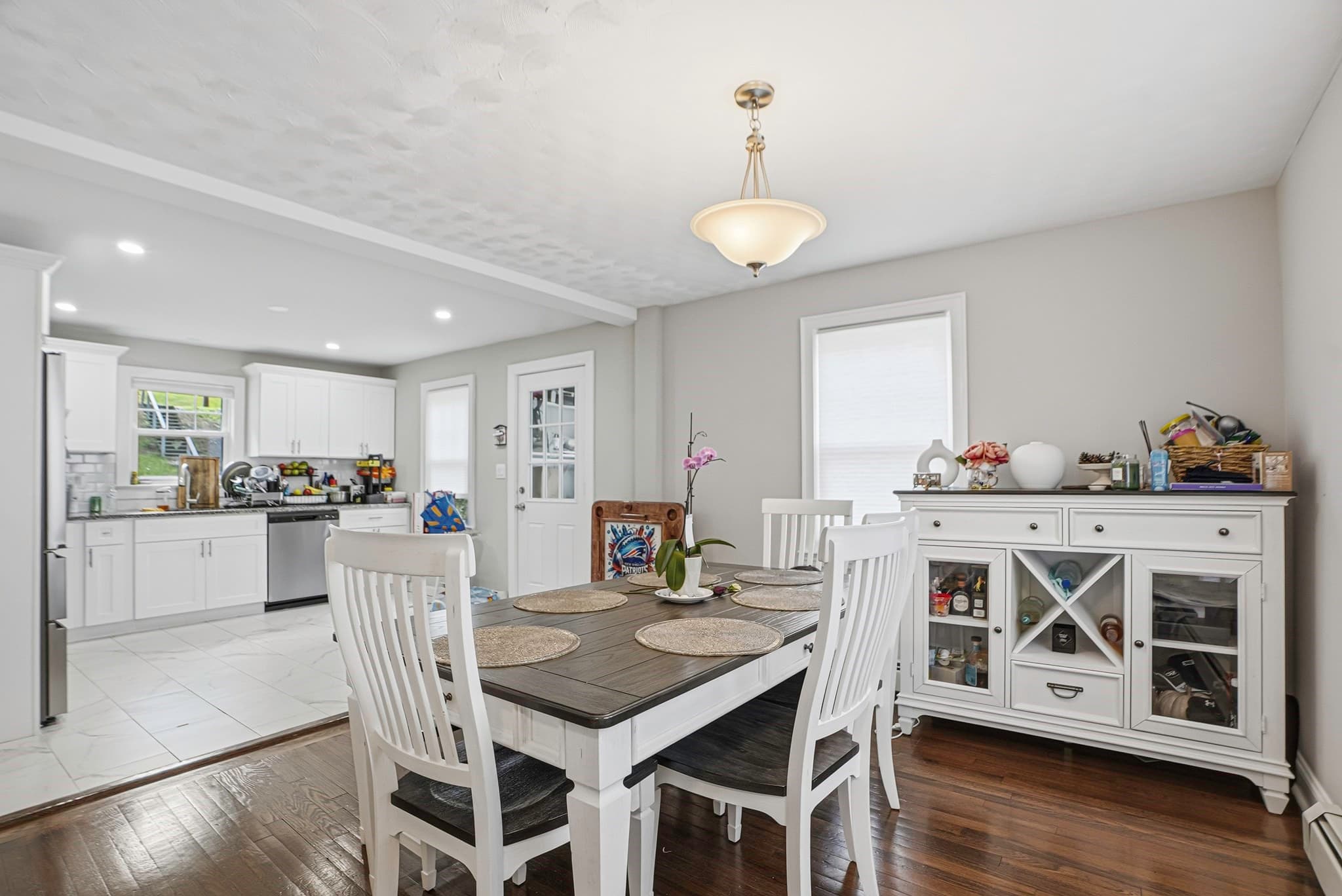 Single Family Residence at 39 Pinehurst, Auburn MA 01501, photo 8 of 42