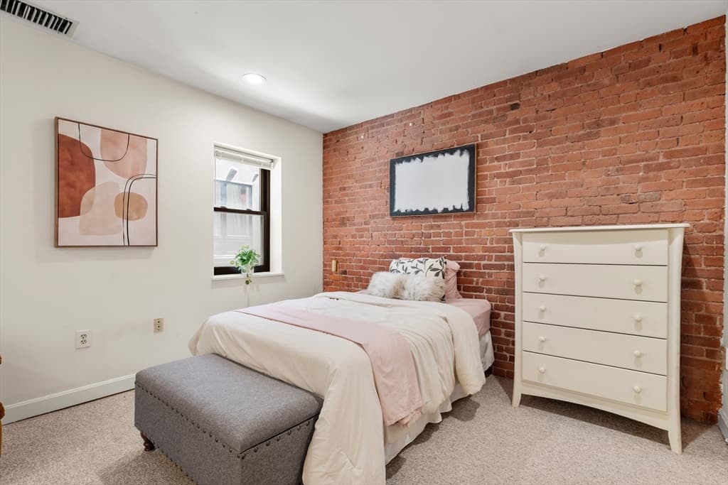 Condominium at 103 Gainsborough St # 108, Boston MA 02115, photo 9 of 22