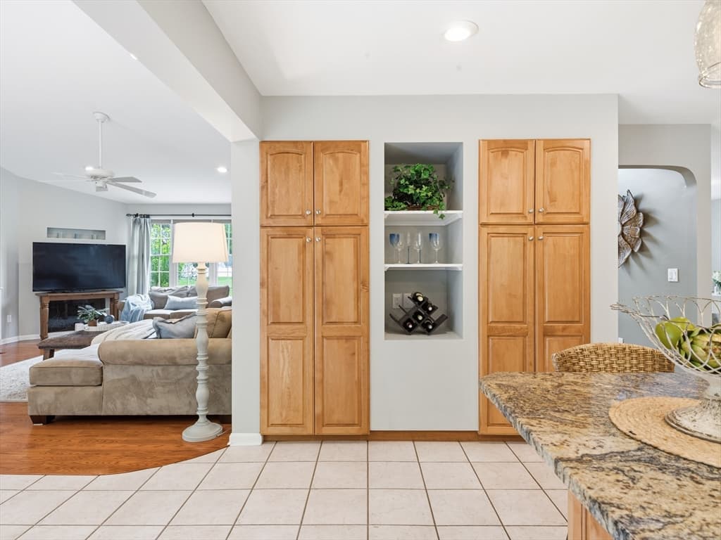 48 Hummingbird Lane, Swansea MA 02777 photo 17