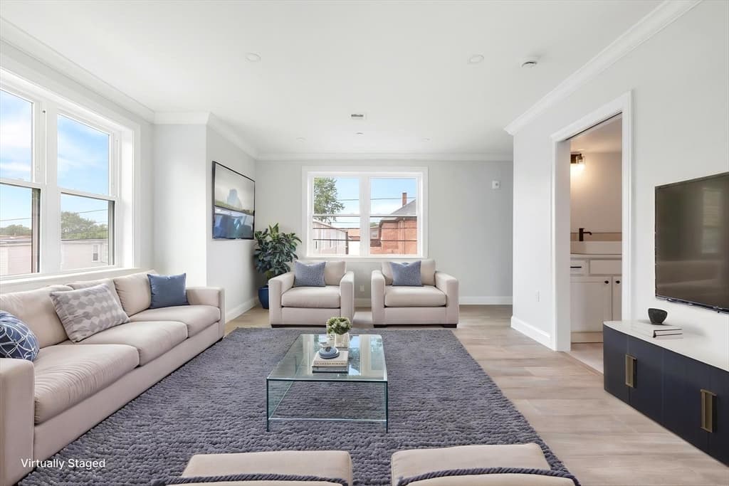 161 Sumner St # 2, Quincy MA 02169