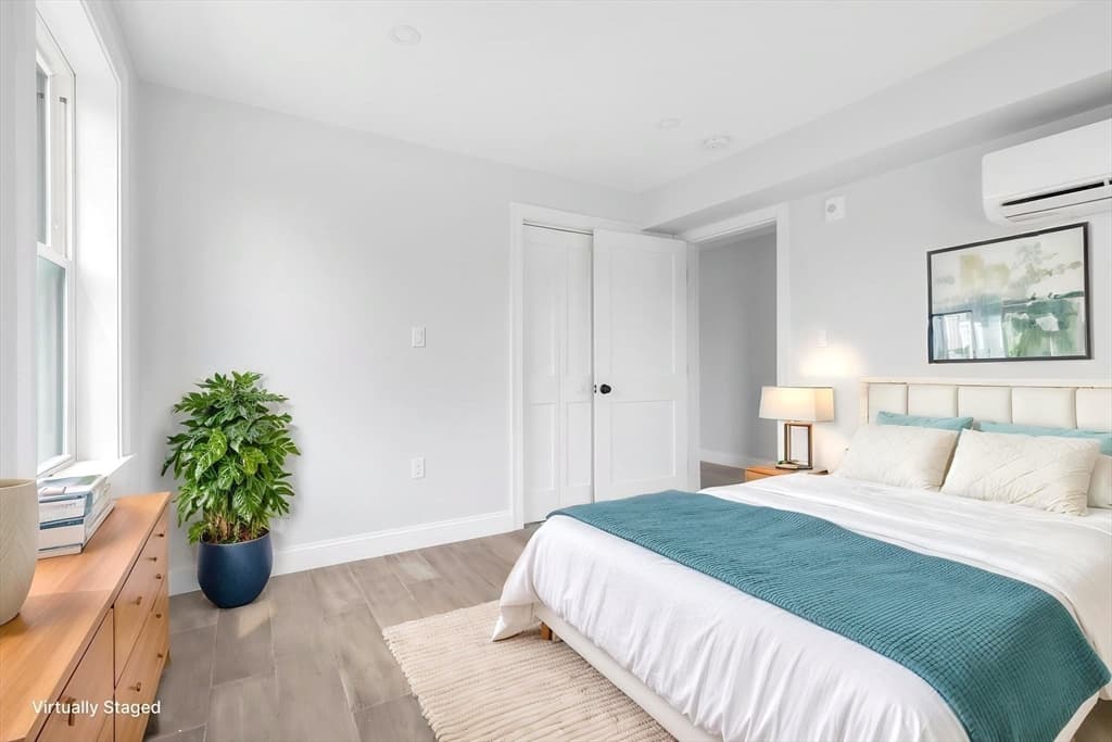 Condominium at 161 Sumner St # 2, Quincy MA 02169, photo 9 of 15