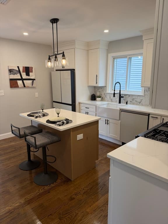 Condominium at 60-62 Wellsmere Road # 2, Boston MA 02131, Boston, photo 3 of 22