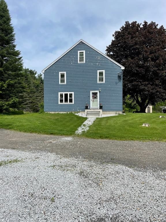 63 Gardner Rd, Hubbardston MA 01452 photo 2