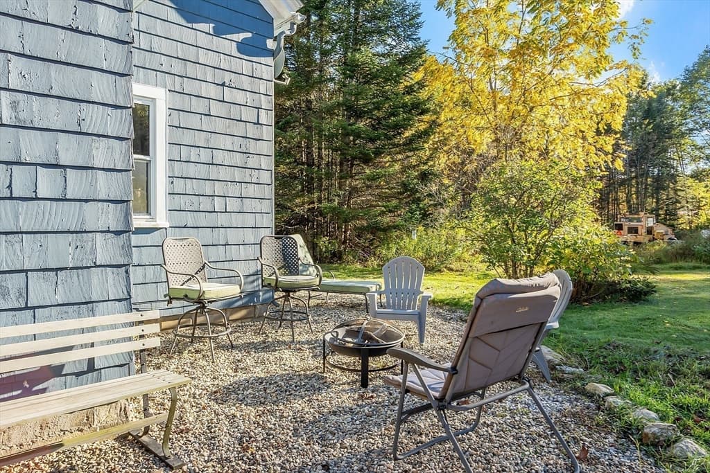 63 Gardner Rd, Hubbardston MA 01452 photo 7