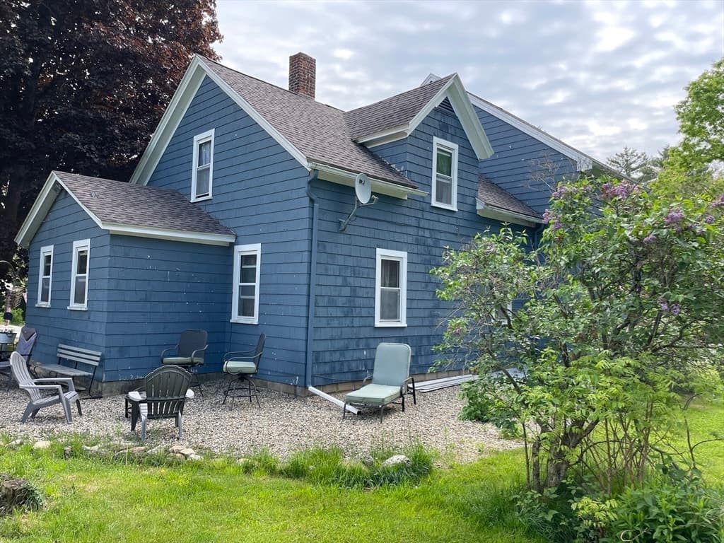 63 Gardner Rd, Hubbardston MA 01452 photo 4