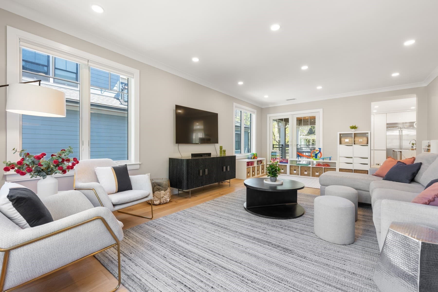 Single Family Residence at 80 Verndale St, Brookline MA 02446, photo 2 of 26