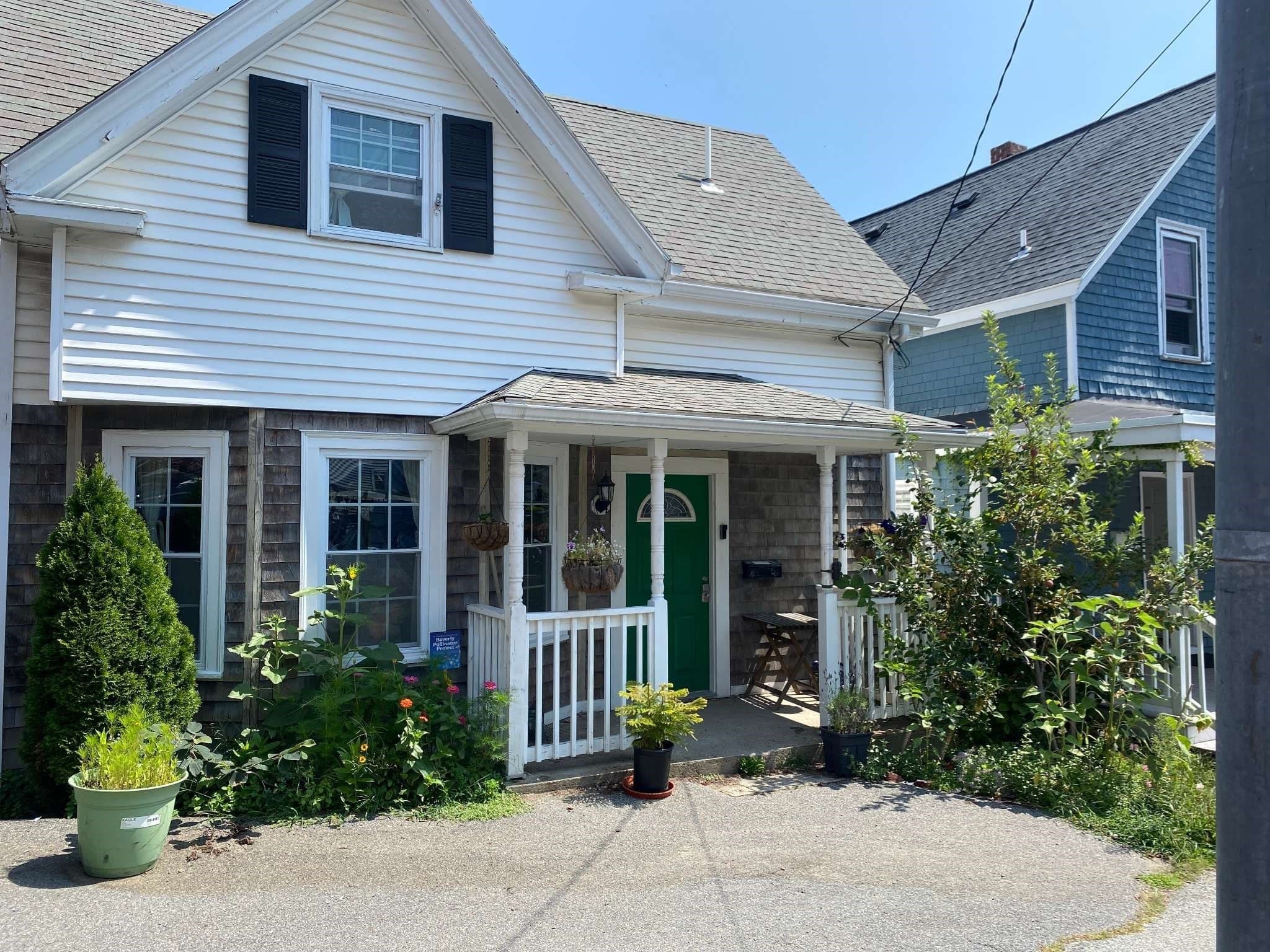 Single Family Residence at 8 May St, Beverly MA 01915, Beverly, photo 2 of 30