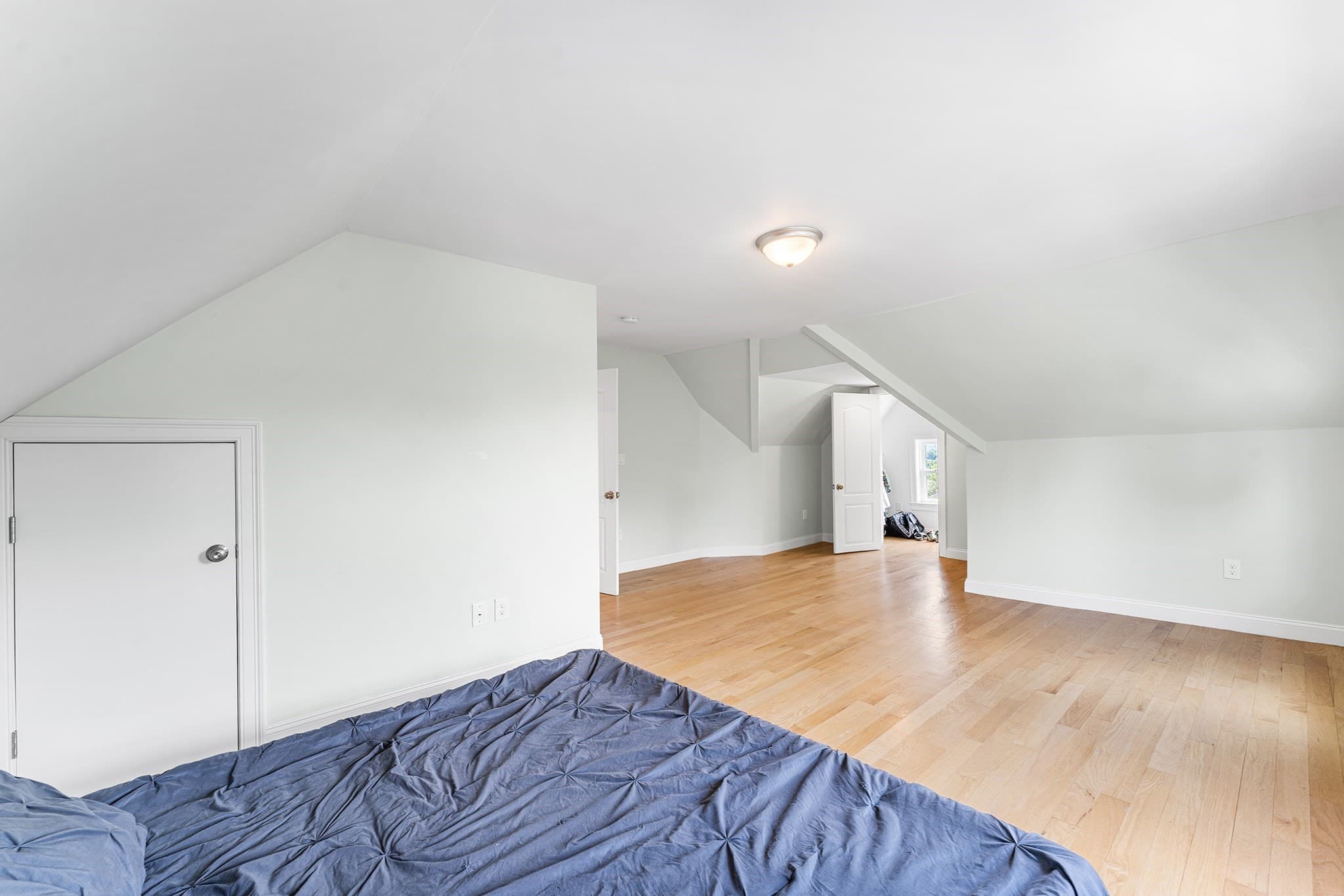 Single Family Residence at 156 Ashmont St, Boston MA 02124, photo 28 of 40