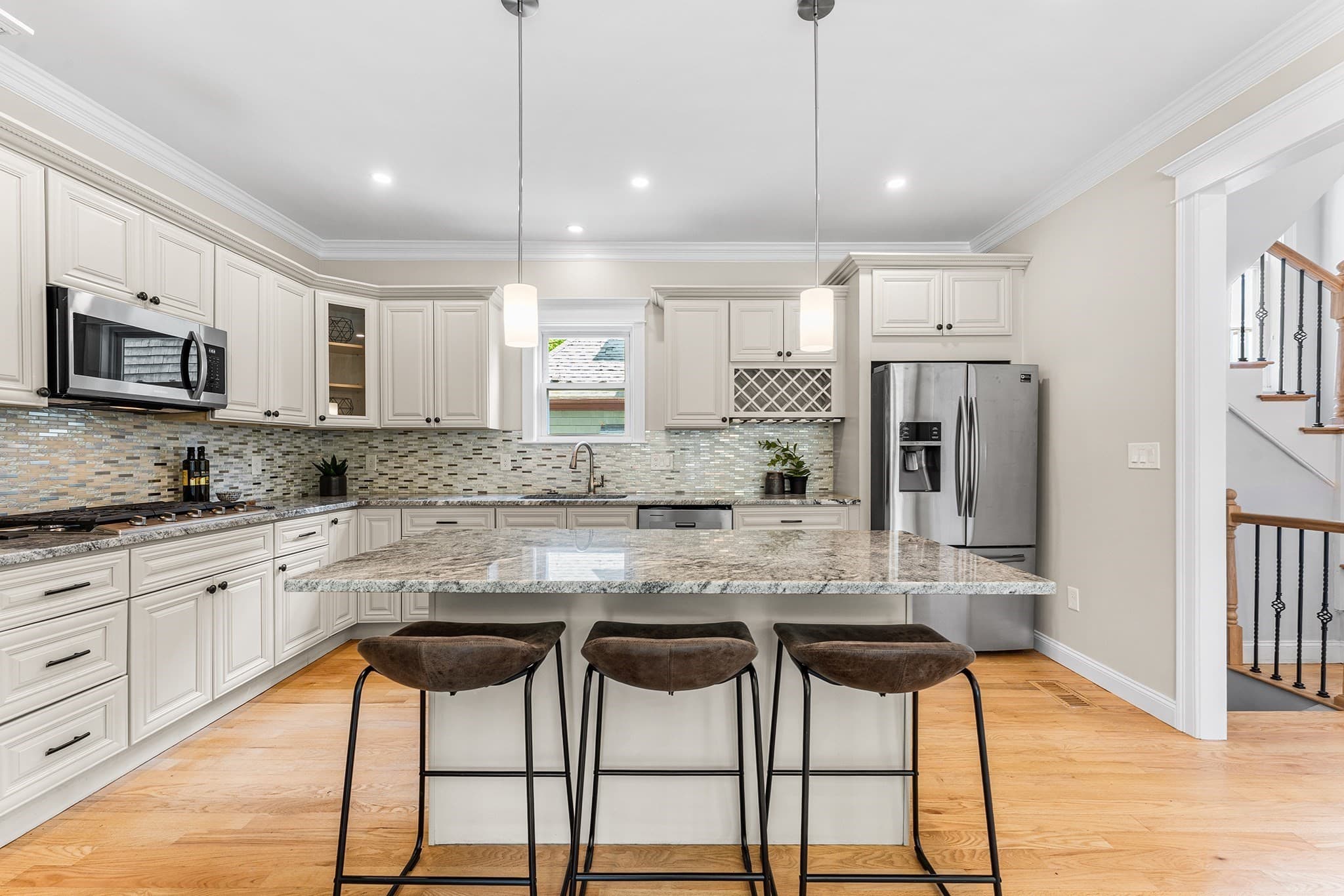 Single Family Residence at 156 Ashmont St, Boston MA 02124, photo 5 of 40