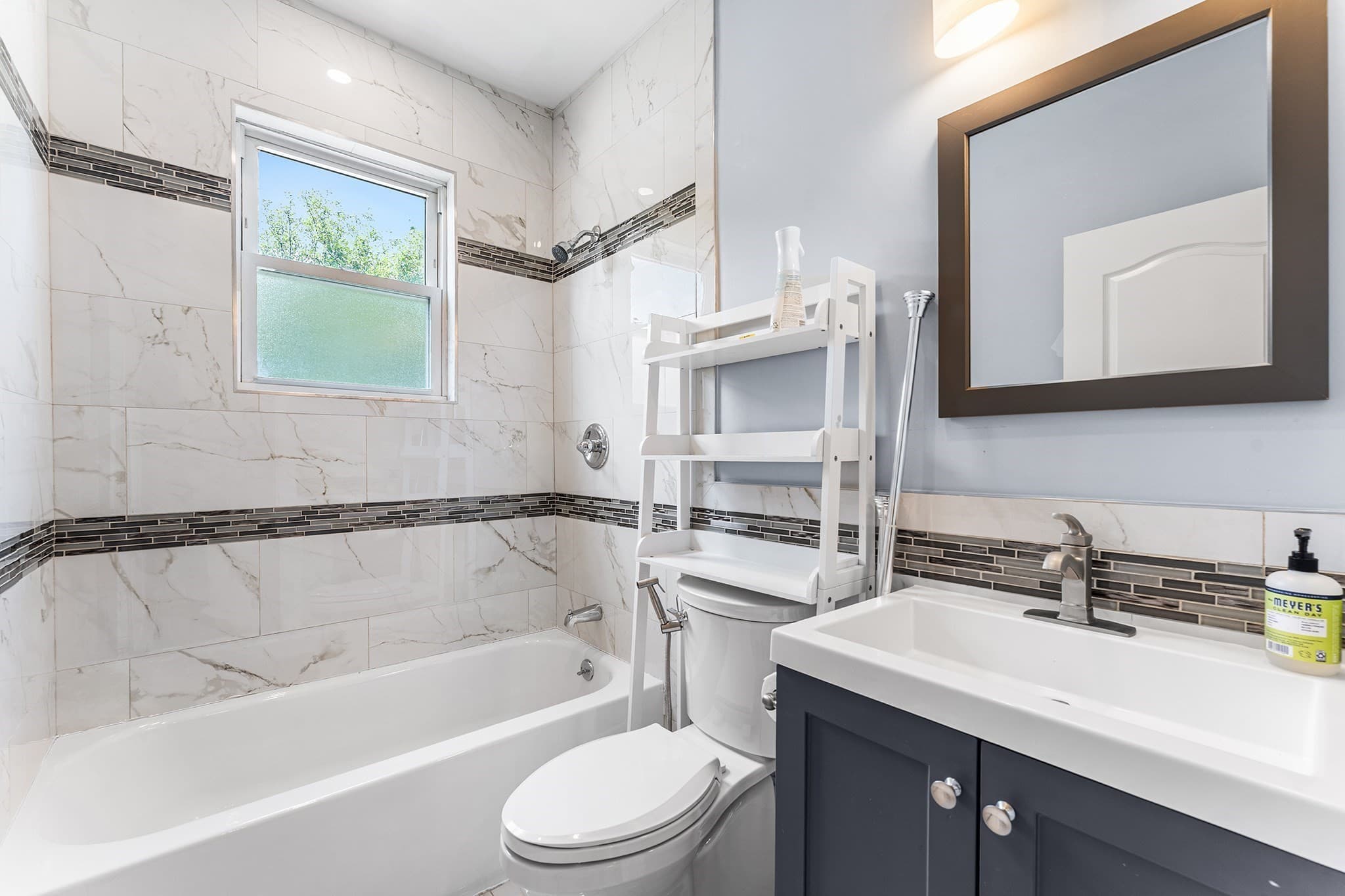 Single Family Residence at 156 Ashmont St, Boston MA 02124, photo 20 of 40