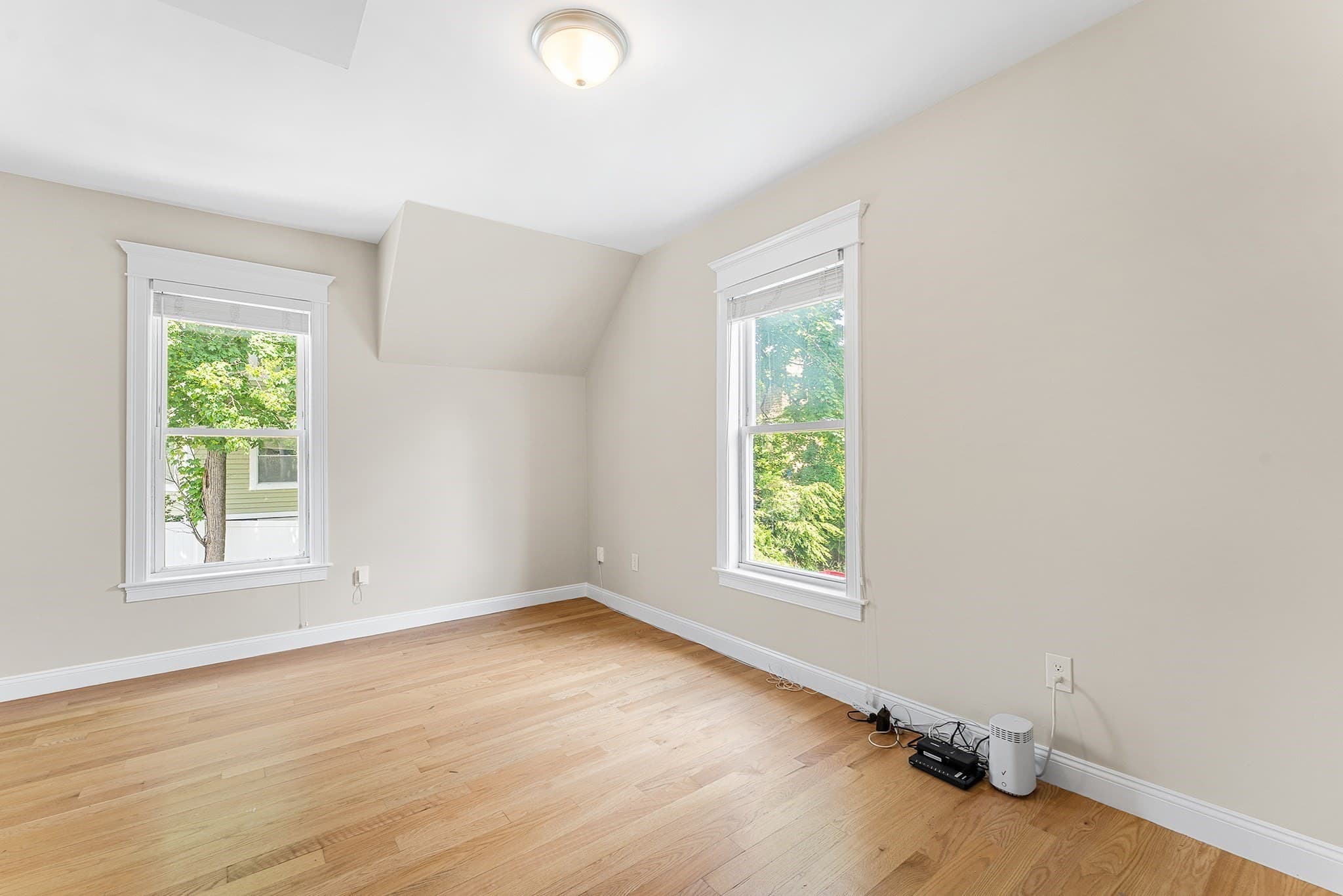 Single Family Residence at 156 Ashmont St, Boston MA 02124, photo 18 of 40