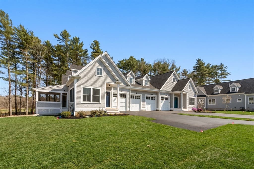 2 Golf Cottage Way # 2, Mattapoisett MA 02739 photo 3