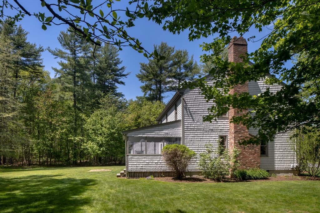 8 Riverbend Ln, Mattapoisett MA 02739 photo 9