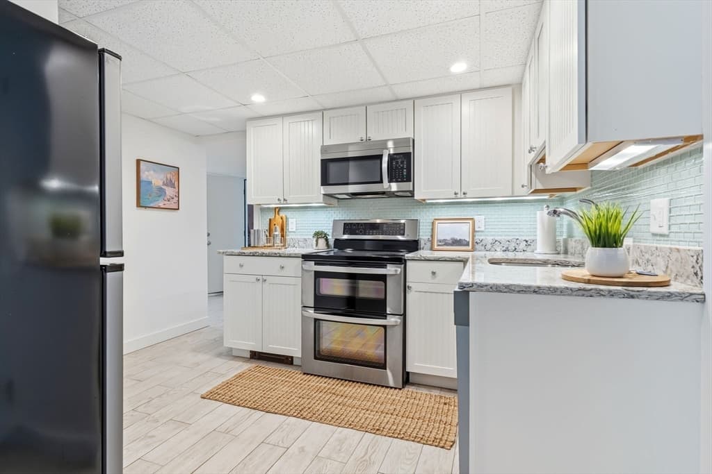 6 Mt Locust Place # 2, Gloucester MA 01930 photo 16