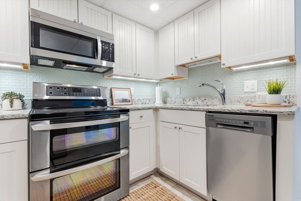 6 Mt Locust Place # 2, Gloucester MA 01930 photo 15