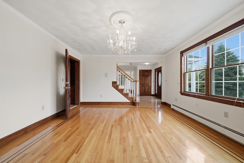 Single Family Residence at 131 Range Heights Road, Lynn MA 01904, Lynn, photo 6 of 36