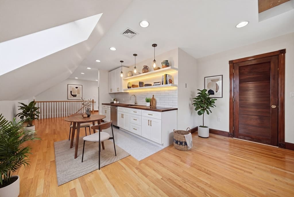 Single Family Residence at 131 Range Heights Road, Lynn MA 01904, Lynn, photo 22 of 36