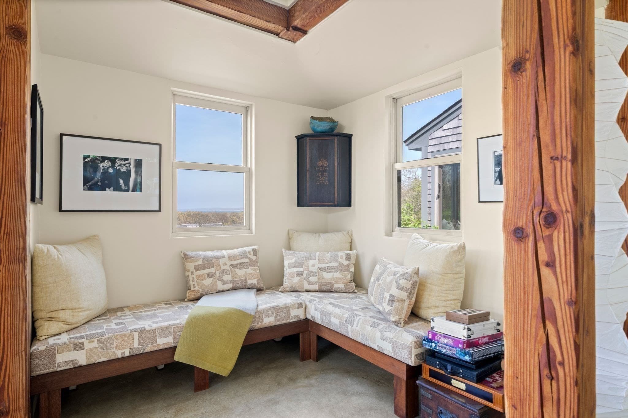 Single Family Residence at 19 Locust Ln, Aquinnah MA 02535, photo 14 of 42