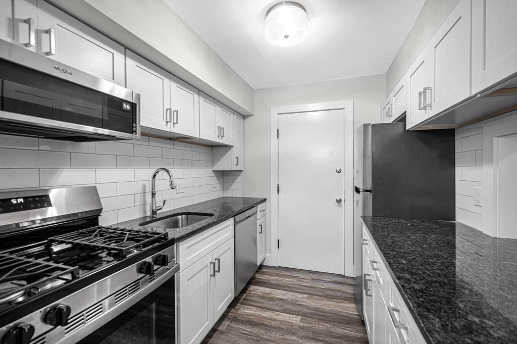 Condominium at 9 Longwood Dr # 1, Andover MA 01810, Andover, photo 6 of 31