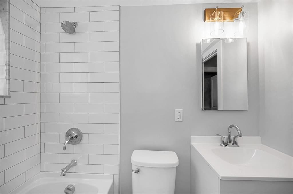 Condominium at 9 Longwood Dr # 1, Andover MA 01810, Andover, photo 28 of 31