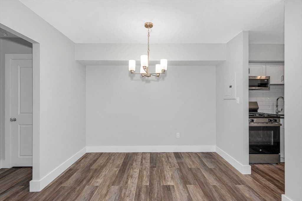 Condominium at 9 Longwood Dr # 1, Andover MA 01810, Andover, photo 14 of 31