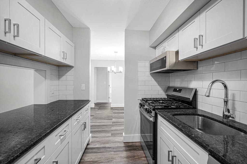 Condominium at 9 Longwood Dr # 1, Andover MA 01810, Andover, photo 8 of 31