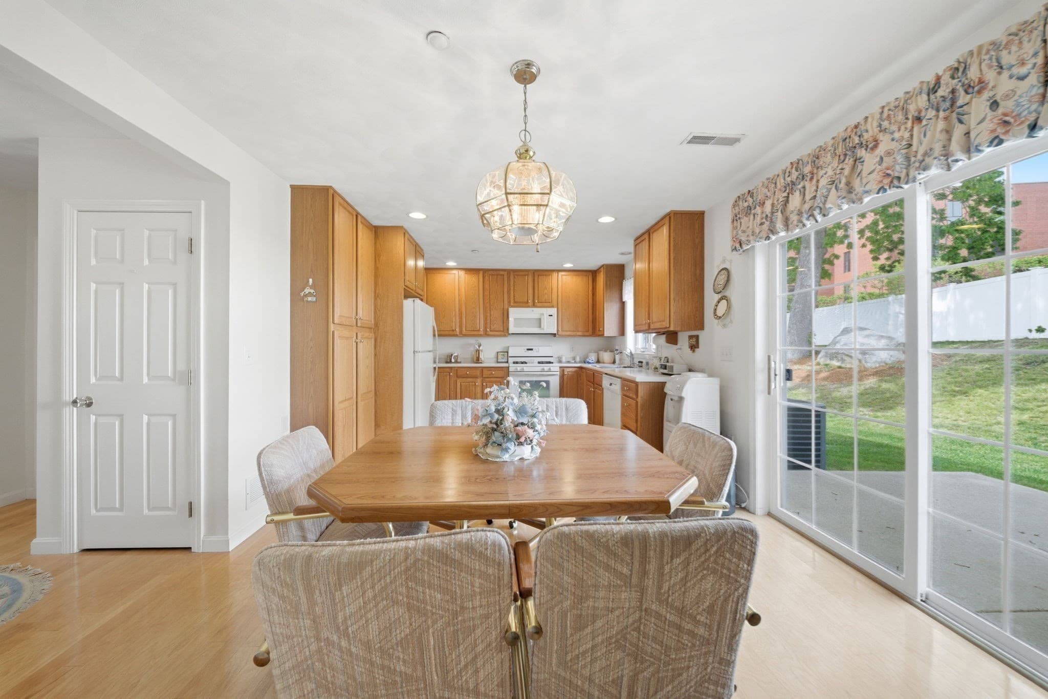 Condominium at 53 River # 505, Billerica MA 01821, photo 7 of 39