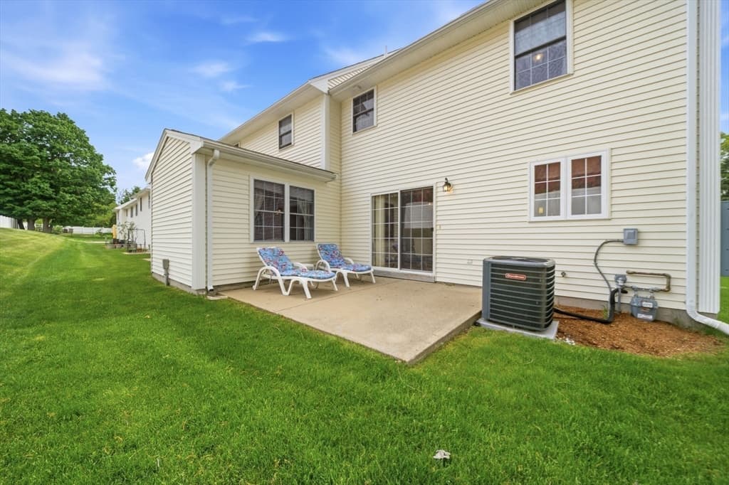 Condominium at 53 River # 505, Billerica MA 01821, photo 37 of 39