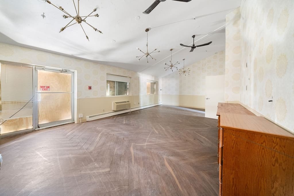 1123 Rockdale Ave, New Bedford MA 02740 photo 11