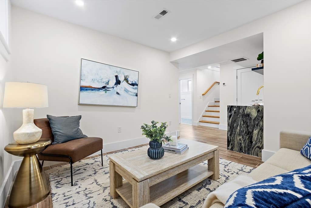 Condominium at 15 Spring Hill Ter # 15, Somerville MA 02143, photo 23 of 40