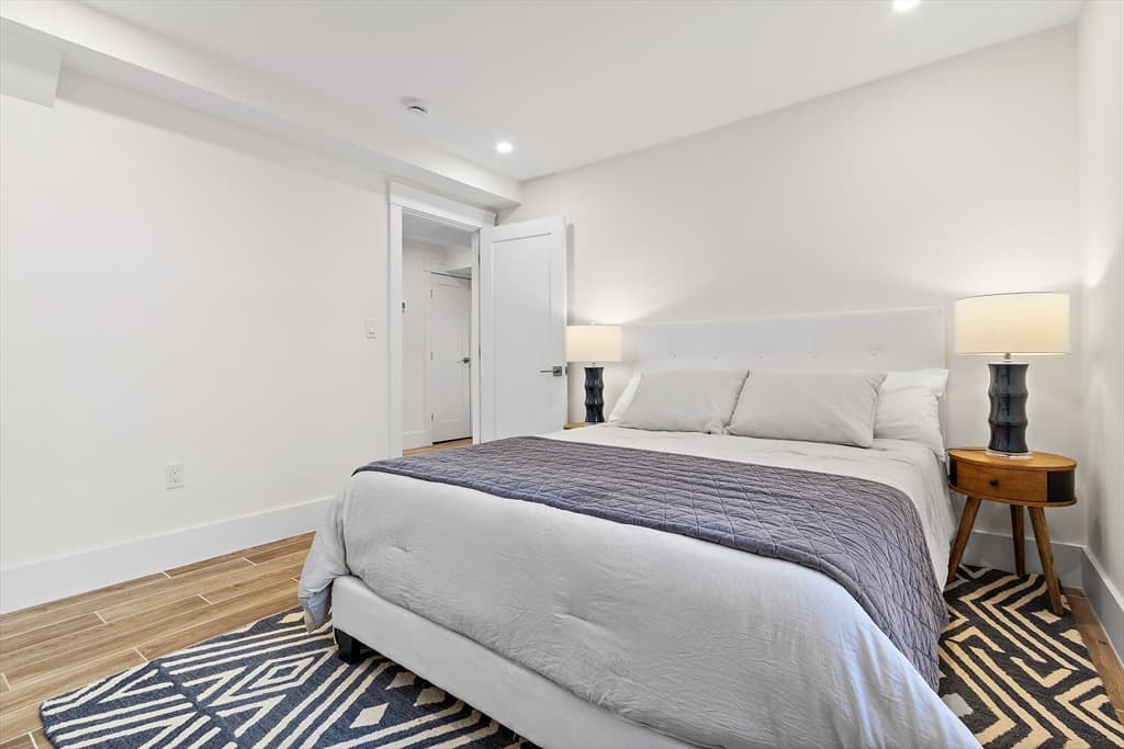 Condominium at 15 Spring Hill Ter # 15, Somerville MA 02143, photo 19 of 40