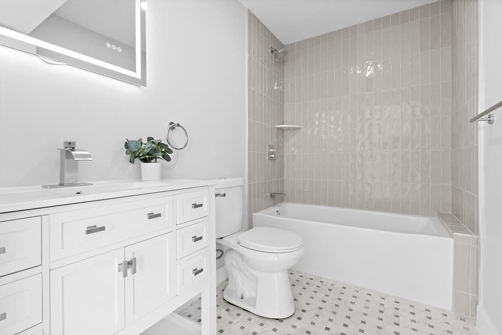 Condominium at 15 Spring Hill Ter # 15, Somerville MA 02143, photo 29 of 40