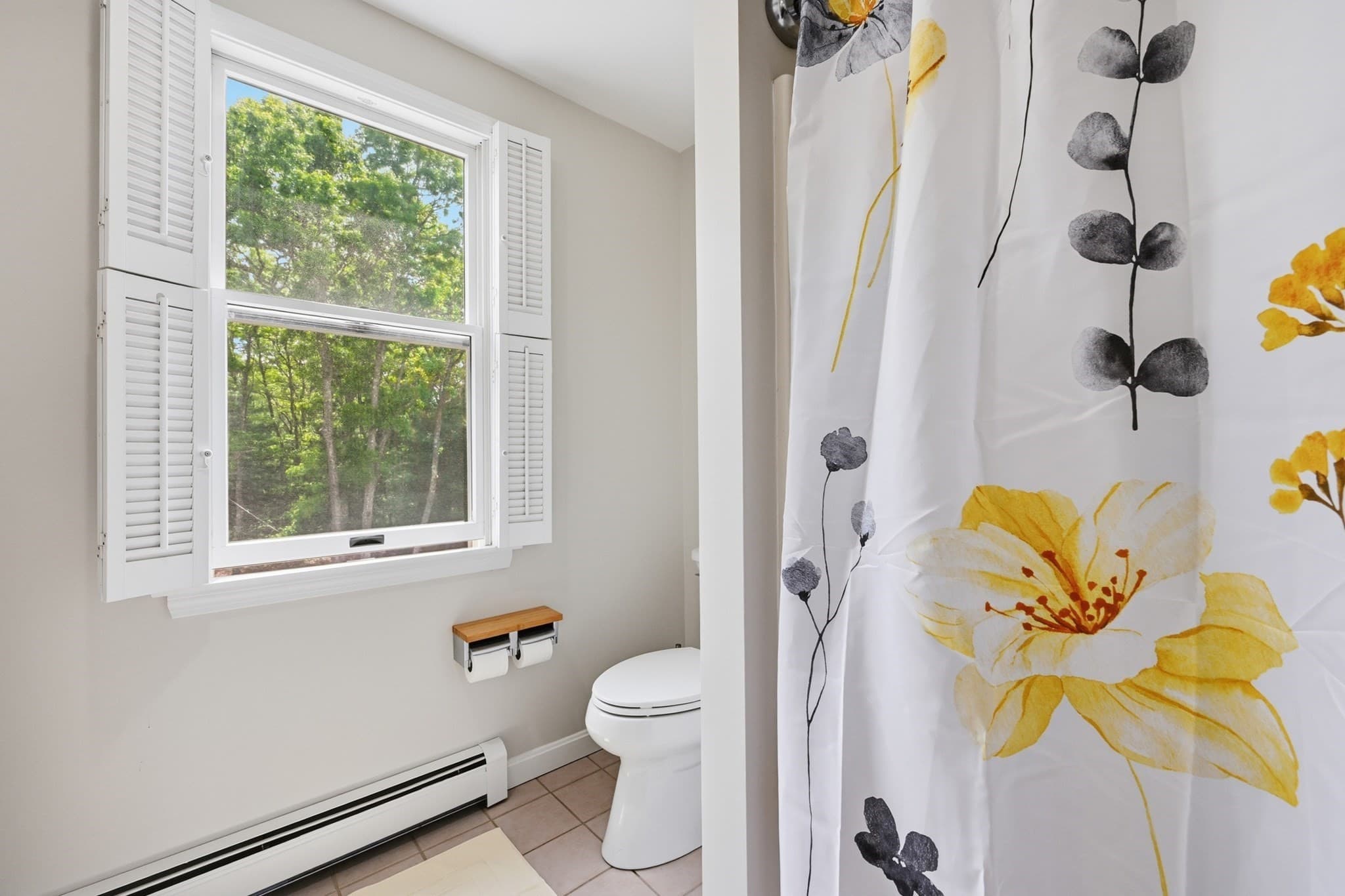Single Family Residence at 73 Westmoreland Dr, Falmouth MA 02540, Falmouth, photo 17 of 41